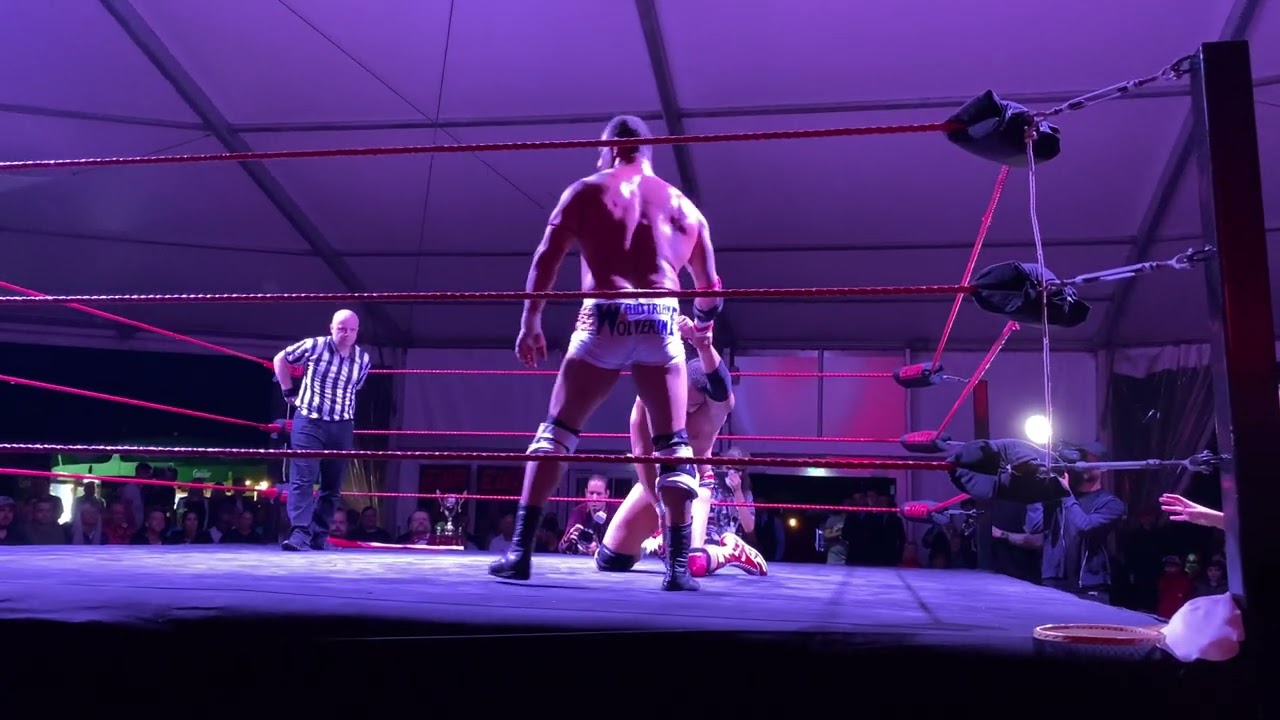 PraterCatchen 2022 Day2 Austrian Wolverine Chris Colen vs  Fabio Ferrari with Ms. Pregnant Monica