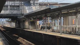 223系2000番台(W12編成＋V49編成)A新快速姫路行き 魚住駅通過