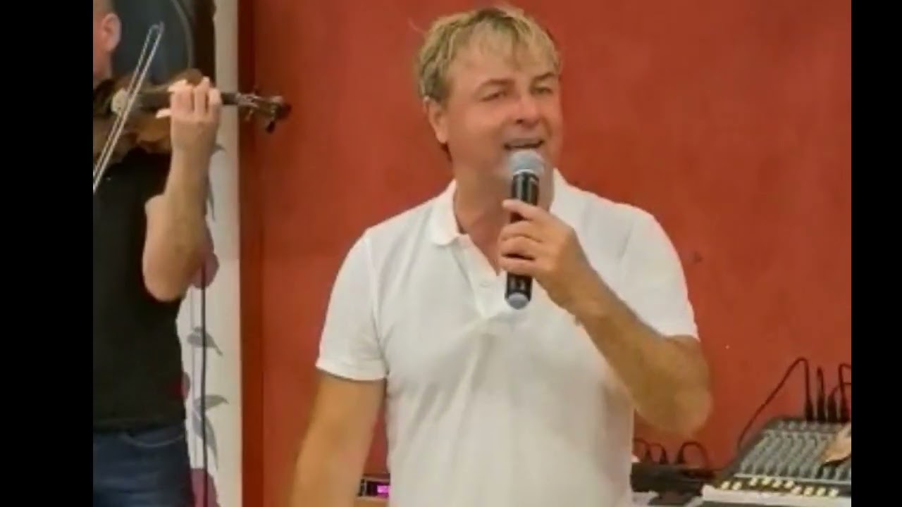 Kuzmanović i Đilas - Evo mene evo kuma moga (Official live Video)