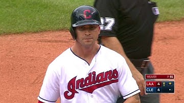 LAA@CLE: Naquin ties the game with a double to right