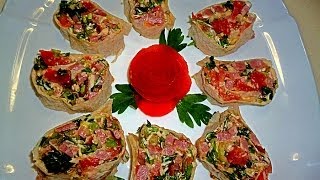 Лаваш с помидором,колбасой, сыром и зеленью Лаваш с помидором,колбасой, сыром и зеленью