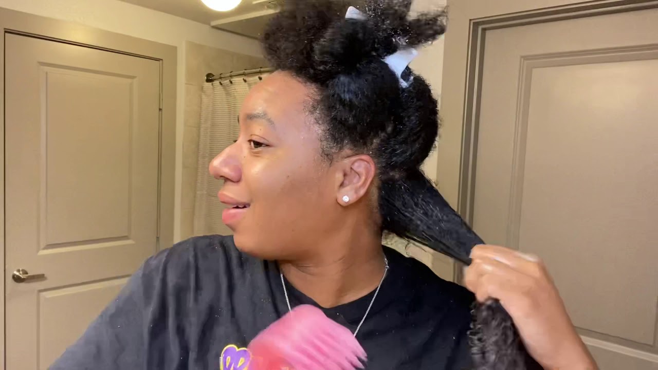 EZ DETANGLER BRUSH UNBOXING AND REVIEW| IS IT WORTH IT ?|