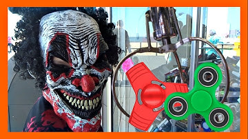 CLOWN EPIC FIDGET SPINNER CLAW MACHINE WINS!