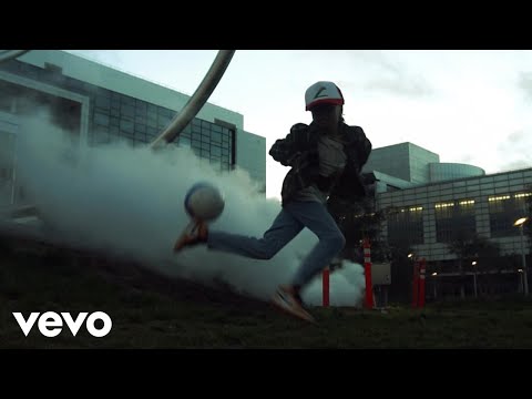 Yonex Jones RIPPIT Ft Lil Maiking 