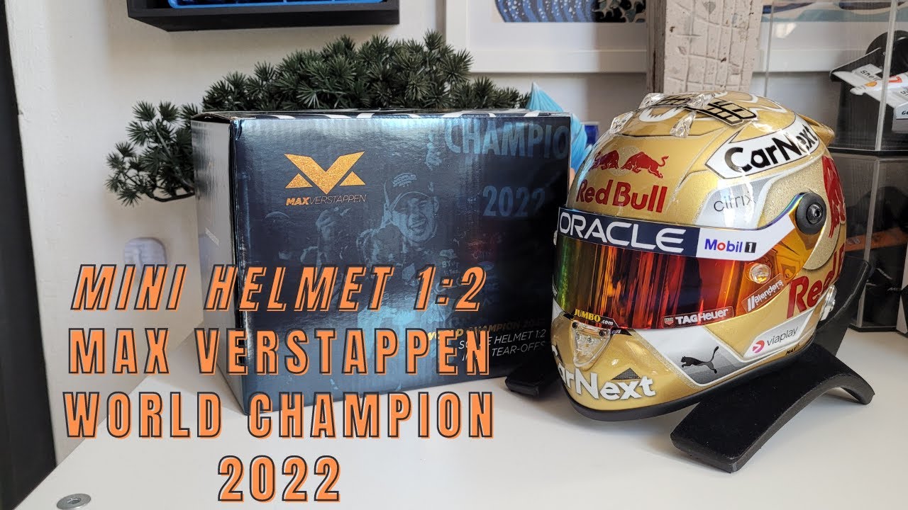 マックスフェルスタッペン ワールドチャンピオン 2022 1/2 ミニヘルメット Mini Helmet 1:2 Max Verstappen World Champion 2022 Red Bull - YouTube