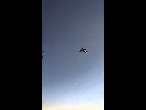 Wideo: Luke Air Force Base Open House i pokaz lotniczy