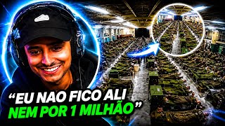 Coringa Reagindo como MARINHEIROS COME, DORMEM e TOMAM BANHO em um PORTA AVIÕES GIGANTE! ✈️