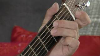 How To Play E Minor Chord