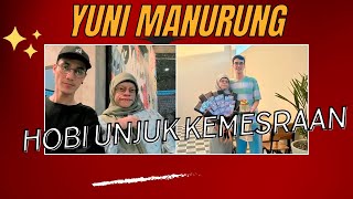 Download Lagu Hobi unjuk kemesraan, 11 momen Yuni Manurung pengidap sindrom langka dan pacar lengket bak perangko MP3
