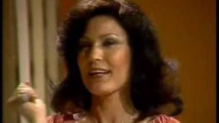 Loretta Lynn I Wanna Be Free II