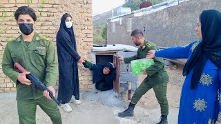 видео: Удивительно: полиция арестовала тещу за пытки бездомной матери картинка: Удивительно: полиция арестовала тещу за пытки бездомной матери