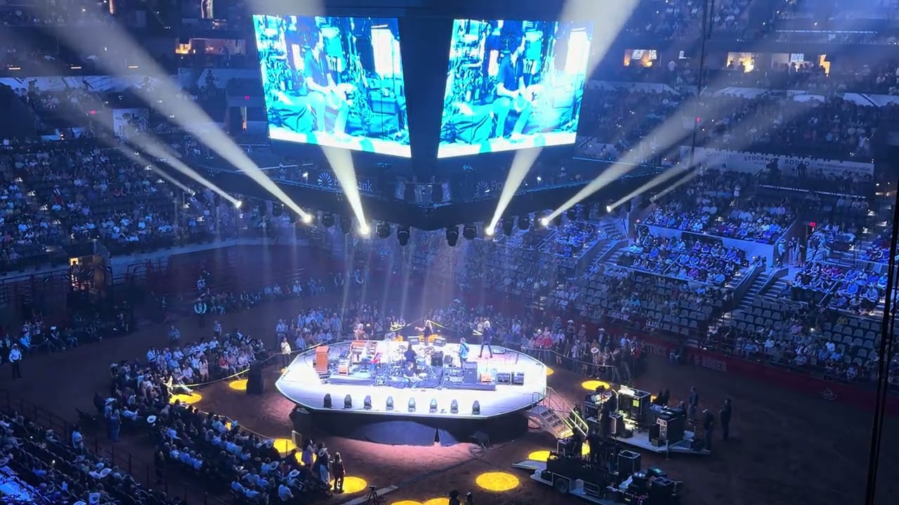 Sheryl Crow - The First Cut Is The Deepest - Frost Bank Center (Rodeo) - San Antonio, TX - 26 Feb 26