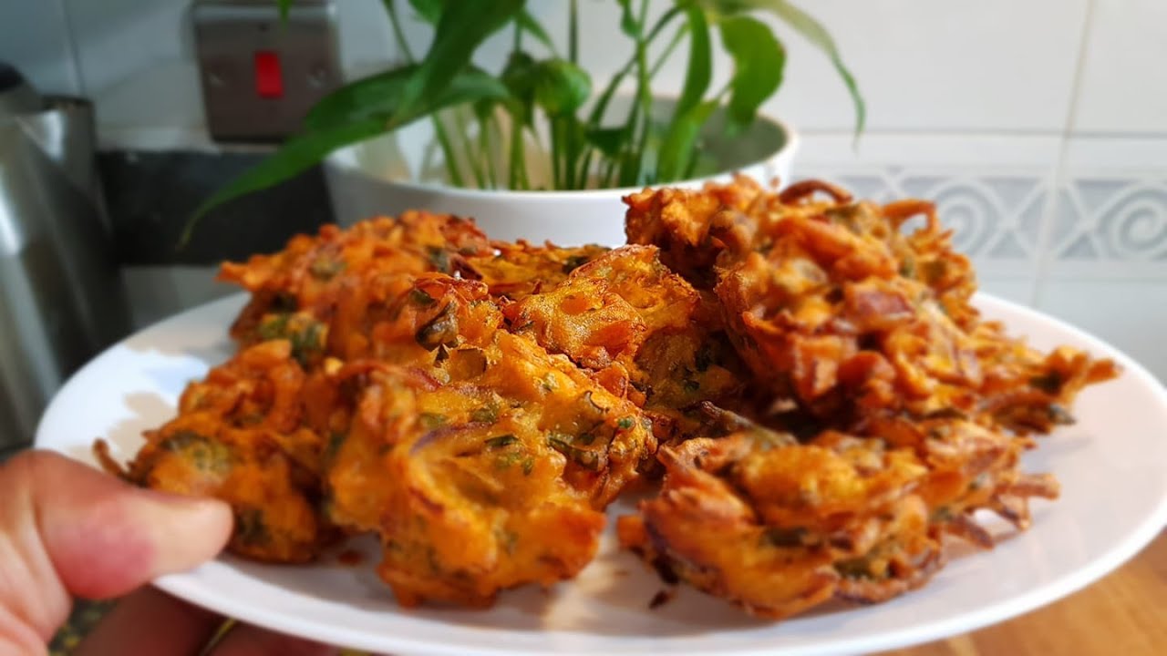 INDIAN ONION BHAJI NADAN ULLI VADA How to Make Onion Bhaji at Home