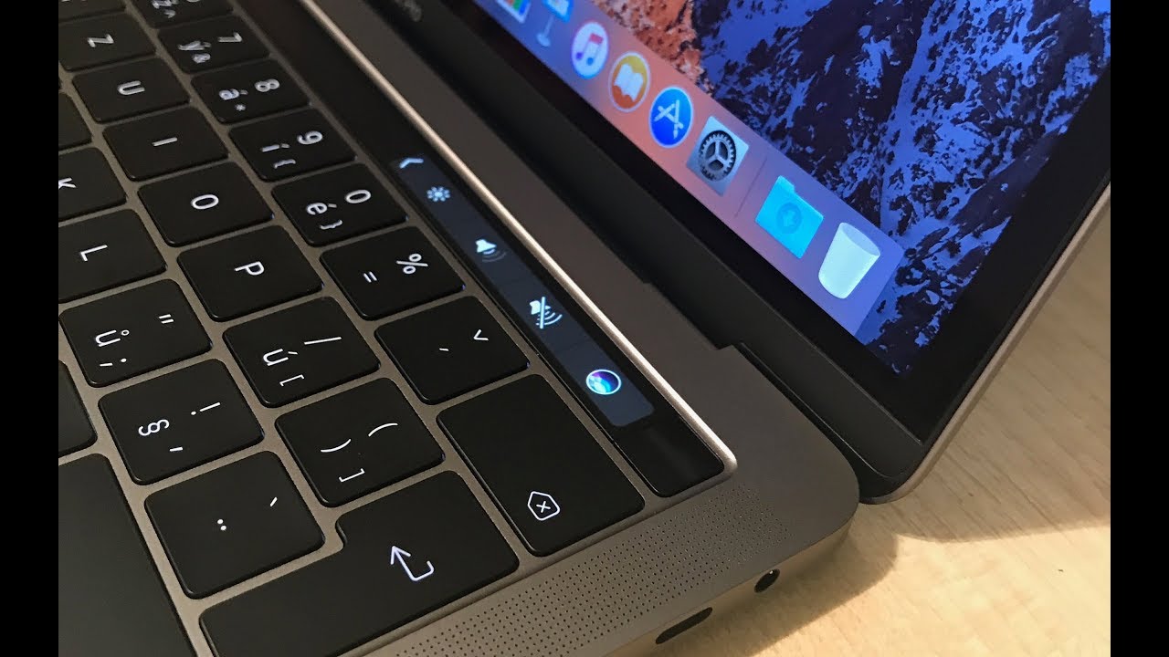 4K New MacBook Pro 2017 13,3" unboxing - YouTube