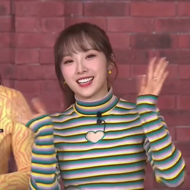 Haseul speaking perfect Japanese