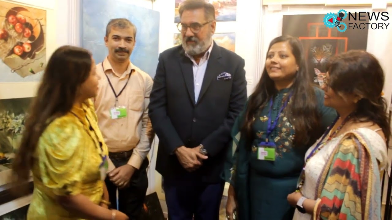 Boman Irani inaugurates Mumbai Art Fair alongside curator Rajendra leaves artists spellbound with h