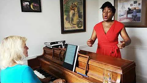 Suzanne Taffot Soprano - Deep River - Negro - Spir...