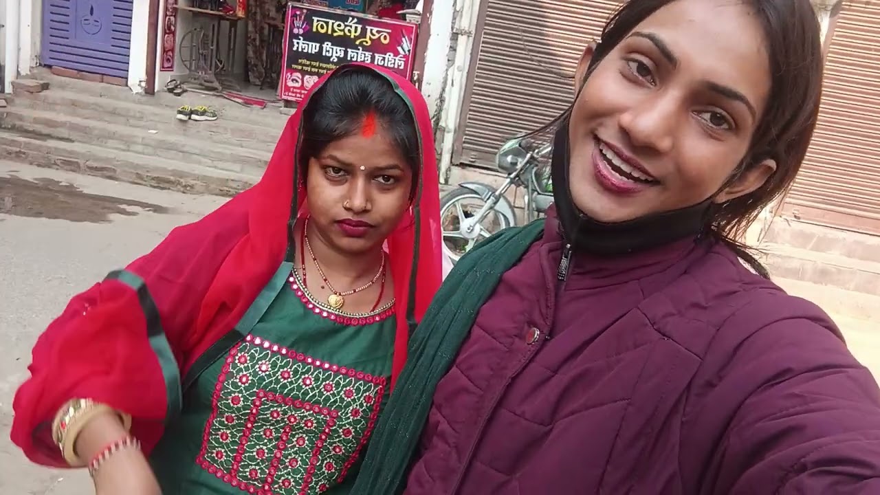 मोनिका जी आज फिर से मिलने गई अपने हस्बैंड जी से मार्केट में