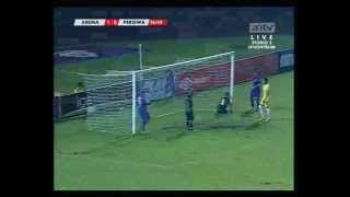 Download lagu Arema Indonesia vs Persiwa Wamena highlights babak I ISL 2013 [18052013]