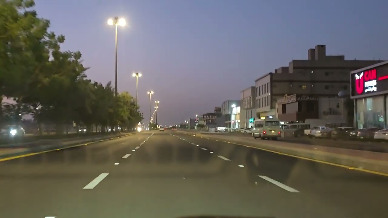طريق الأمير سلطان بالإتجاه التلال Prince Sultan bin Abdulaziz Road, heading toward Al-Talal District