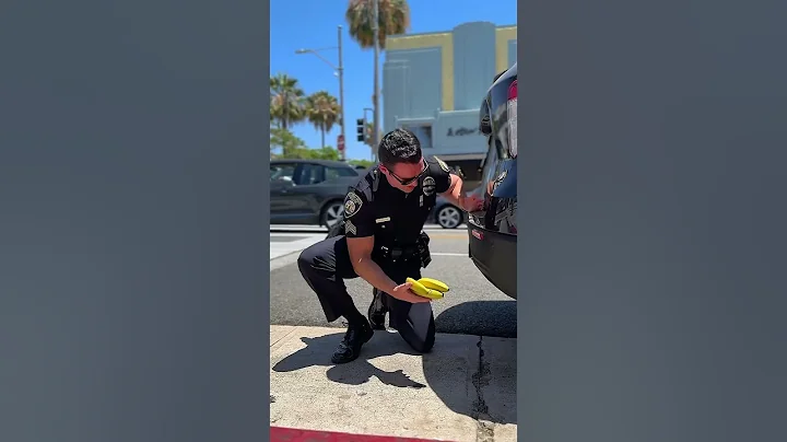 It’s finally our moment. 💪 Watch Beverly Hills Cop: Axel F on @Netflix on 7/03! #beverlyhillscop