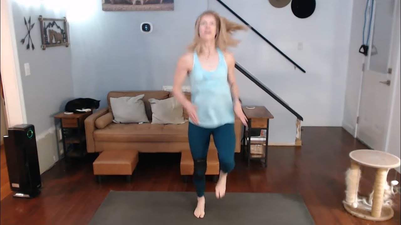 Carbon & Dust Ch5 – High Knees & Lunges+ - YouTube