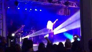 The Pretty Reckless - Heaven Knows live