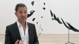Alexander S. C. Rower über die Frage des Gleichgewichts in „Alexander Calder & Fischli/Weiss“