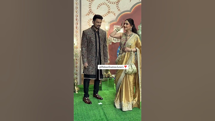 Madhuri Dixit with husband Dr. Shriram Nene 💓👫😍 at Ambani's Ashirwad Ceremony #madhuri ✨ Bollywood