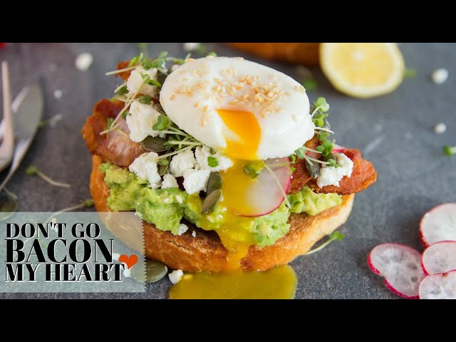 Cafe Style Smashed Avocado on Toast 