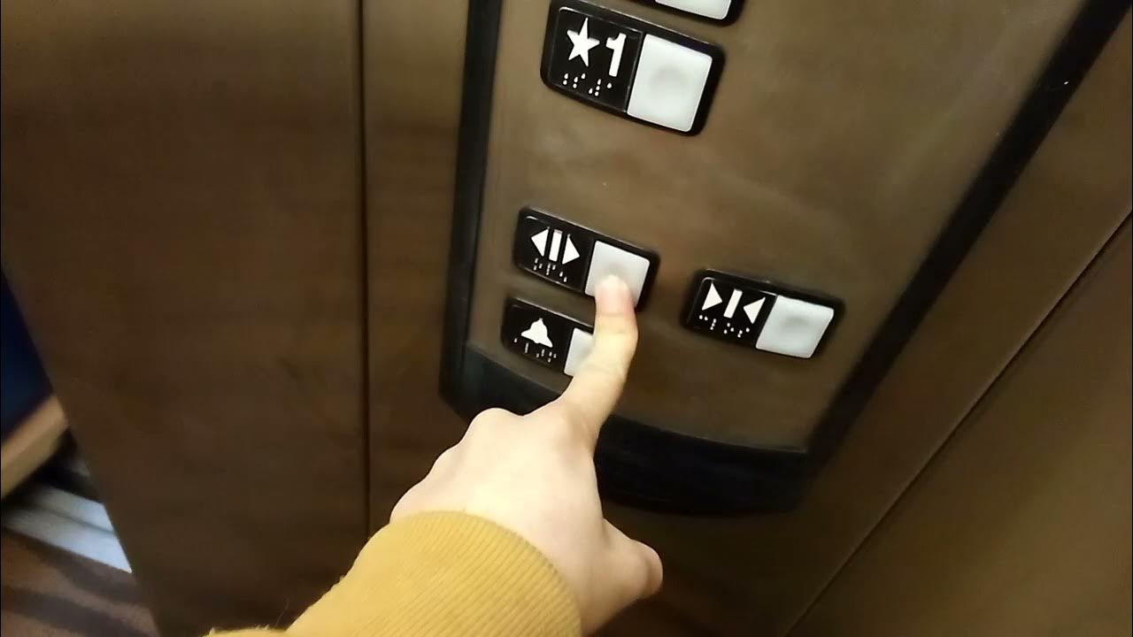 Chime Glitch! LOW PITCHED Schindler 330A Hydraulic Elevator AmericInn