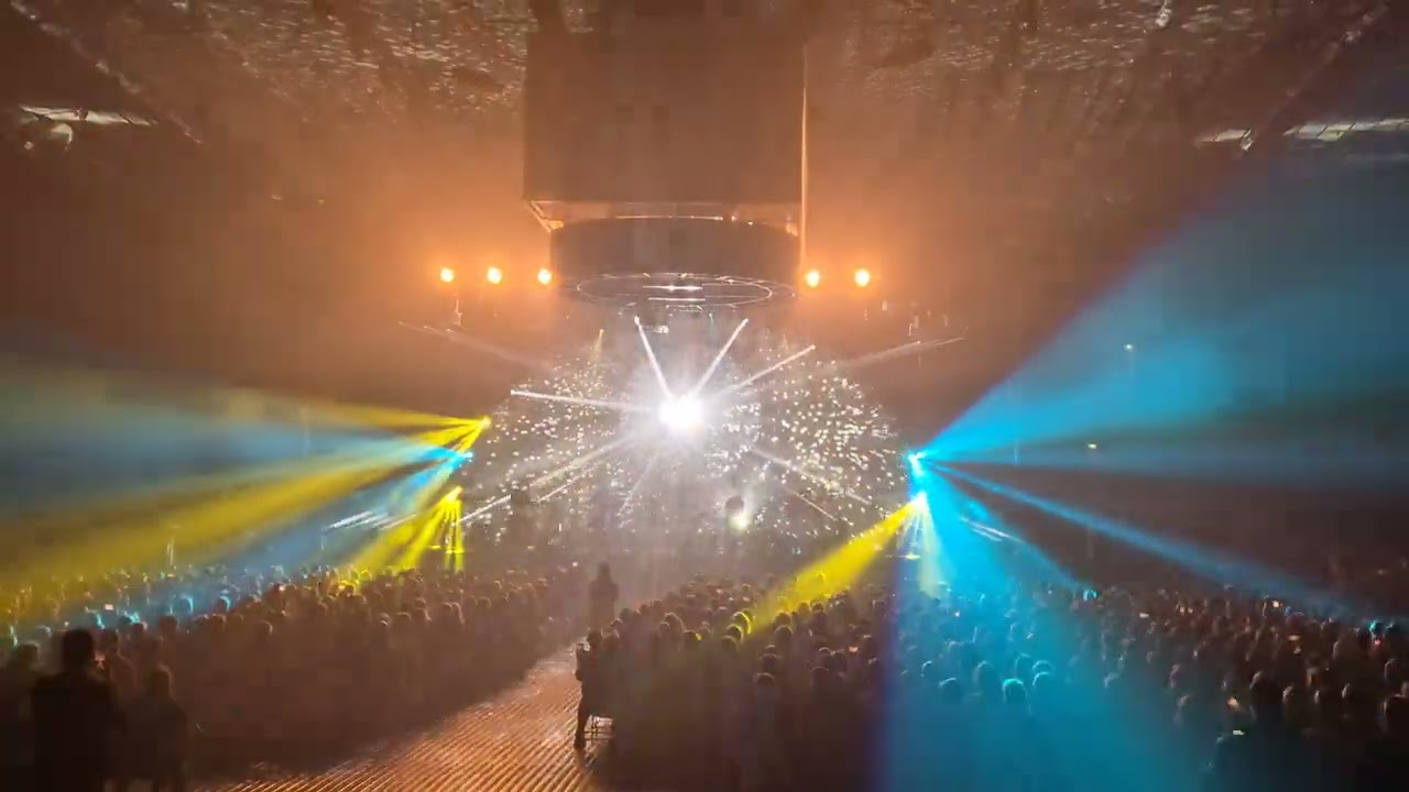 Brit Floyd - Comfortably numb @Helsingin jäähalli 24.9.2024