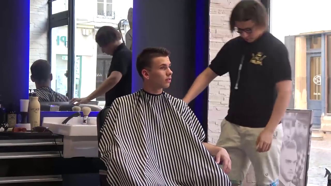 RAZMO! JE ME FAIS PASSER POUR UN VRAI COIFFEUR