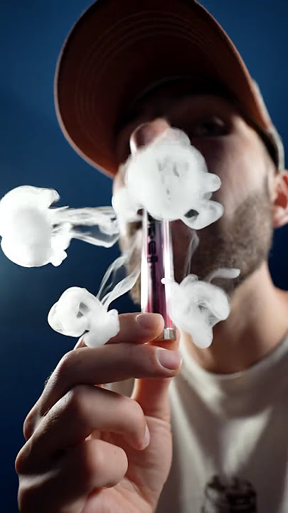 Vapetrick inhales with the NEW SKE BAR 🔥
