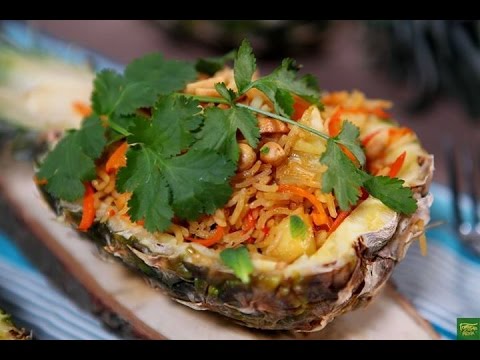 Видео рецепт Рис с ананасом и овощами