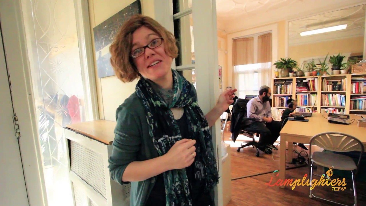 Inside Lamplighters - Episode 1- How does Lamplighters use technology to individualize education?