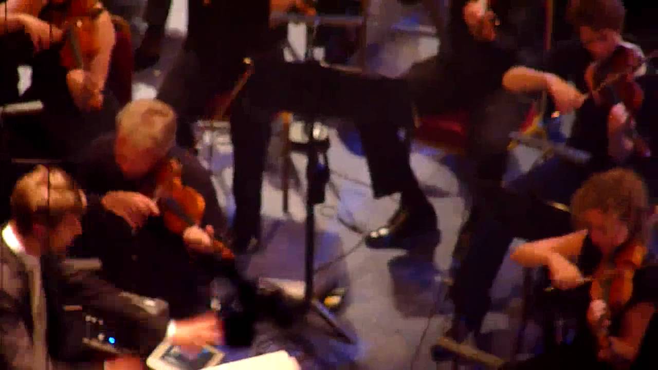 Doctor Who Proms 2010 - The Pandorica Suite - YouTube