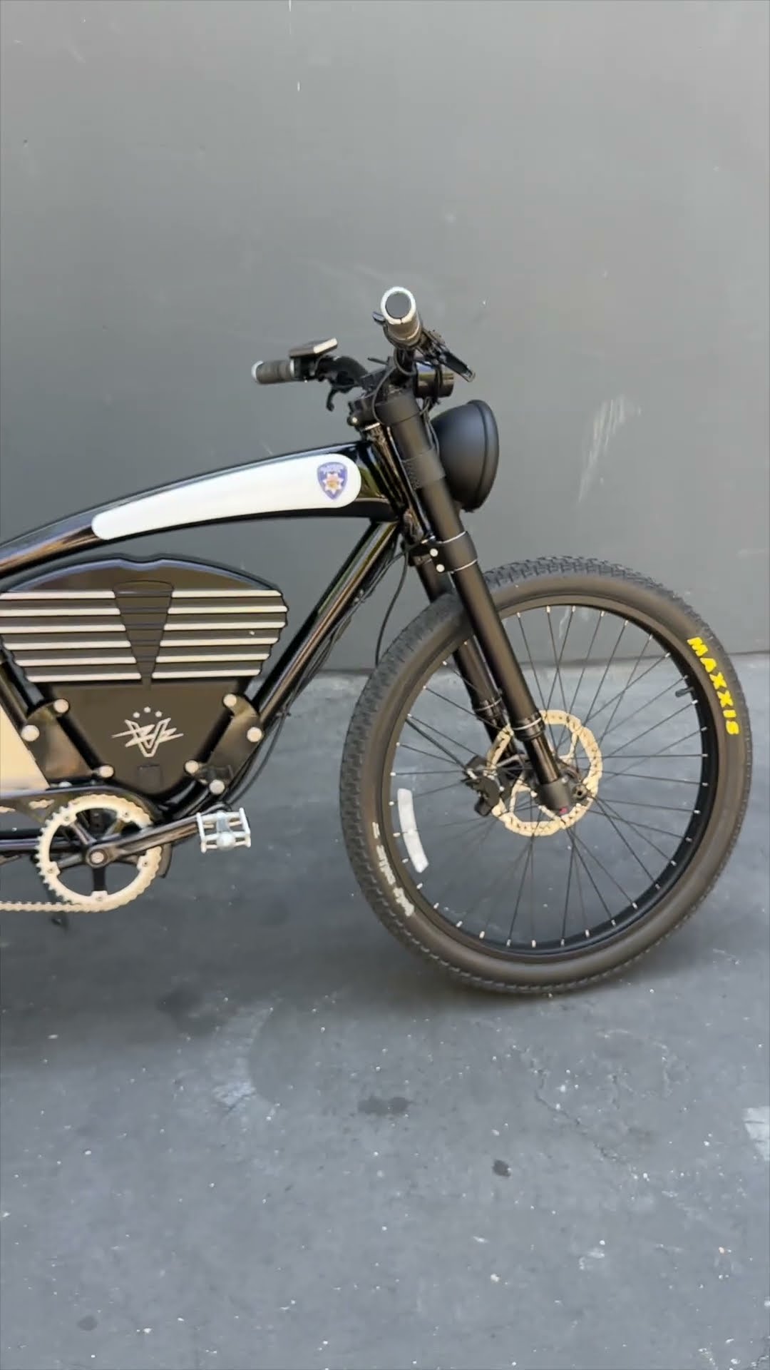 Police Siren - Police E-Bikes - YouTube