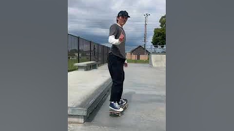 Learning: Front Nosegrind Pop Outs