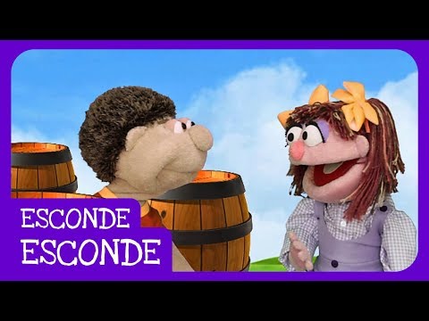 João e Bia brincam de Pique Esconde - História Adão e Eva