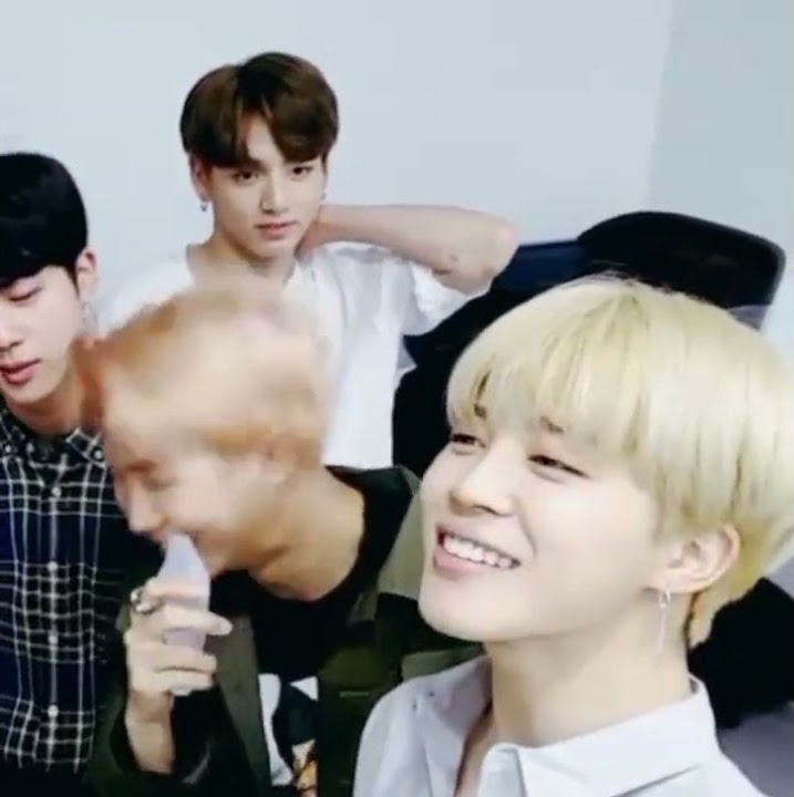 jungkook's reaction when jimin sings ' serendipity '😲😲😲🤭 #shorts #bts #jikook #jungkook #kookmin