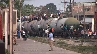Mexico: The Train to the Promise Land | Deadliest Journeys
