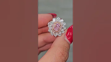 1 05ct GIA LP SI2 Cushion Pink Diamond 