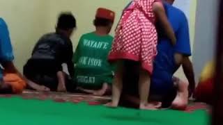 Download Lagu Kejadian Lucu Saat Solat Tarawih Berjamaah MP3