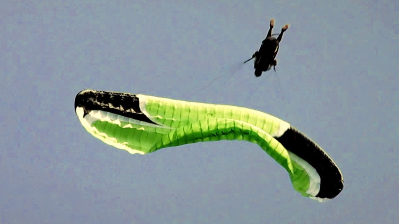 New Niviuk Acro Paragliding - Olivier Fritz