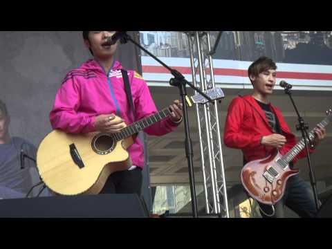 101.05.06化學猴子高雄夢時代簽唱會