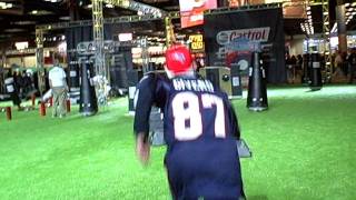 Clay Matthews throws a pass to Steve!
