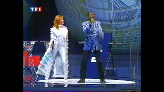 Axelle Red et Youssou N'Dour - La cour des grands - Tirage au sort Coupe du monde - 4 décembre 1997 Resimi