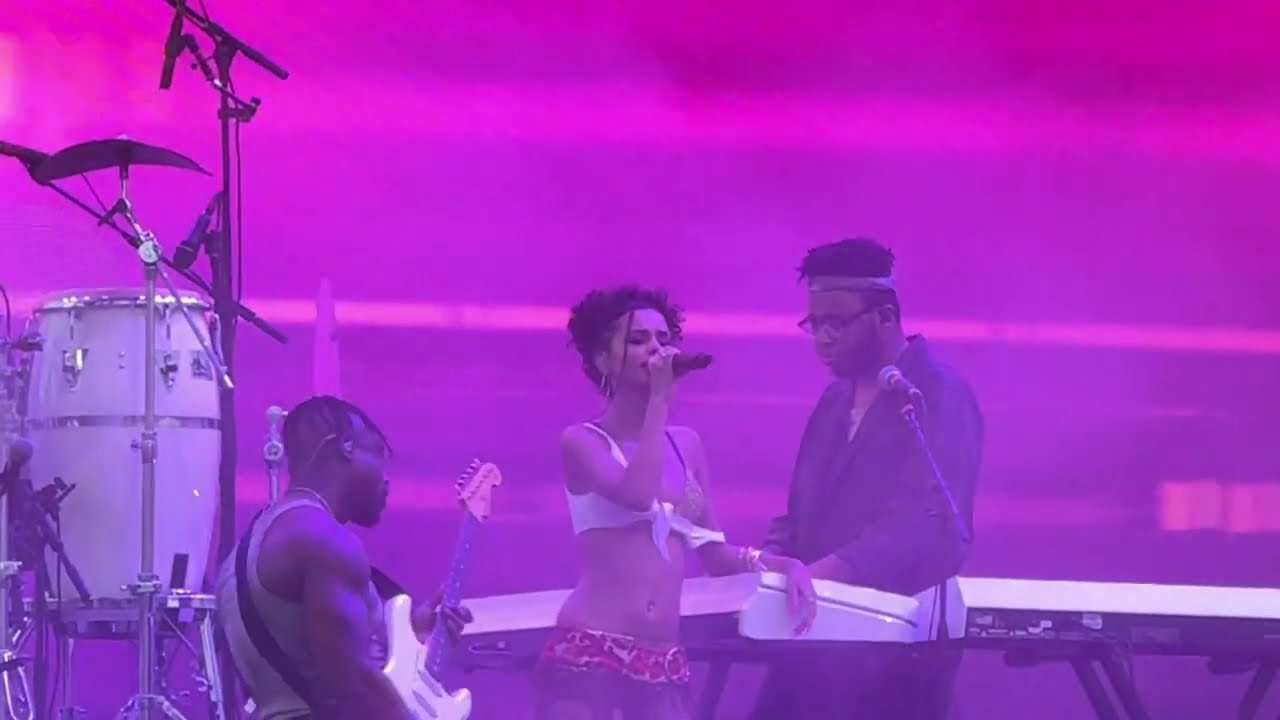 Tyla : Coachella 2025  Outdoor Theater, April 11th