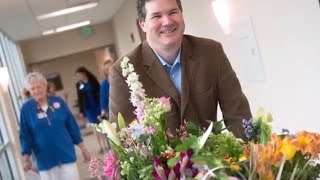 THIS is kindness! Random Acts of Flowers recycles flowers to strangers!
